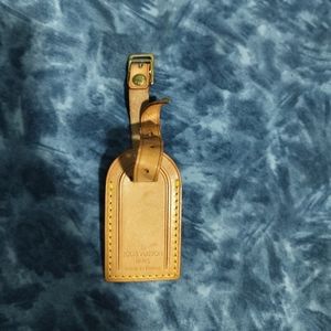 Louis Vuitton luggage bag name tag
